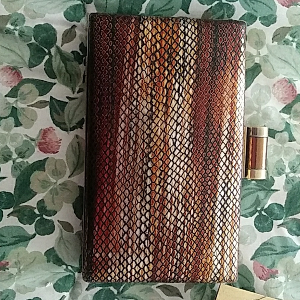 New Ladies Patricia Nash Clutch Bag